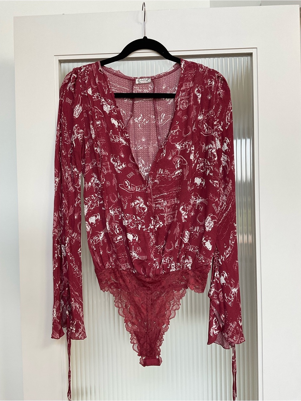 Free People Burgundy Printed Lace-Trim V-Neck Bodysuit